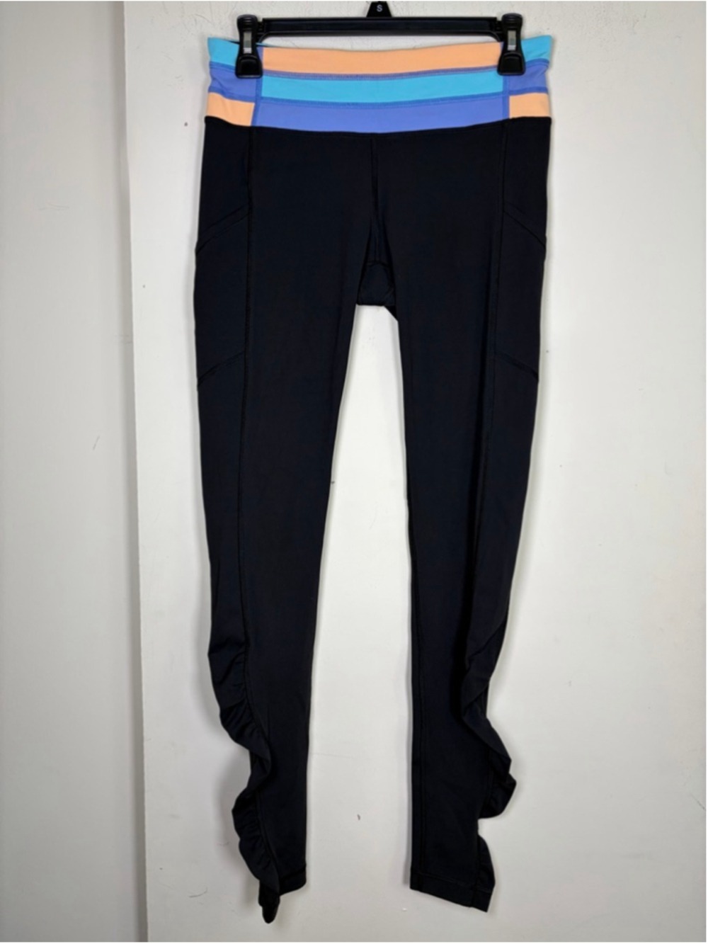 Lululemon Speed Tight Multi-Color Waistband Ruffle Leg Black Leggings Size 6